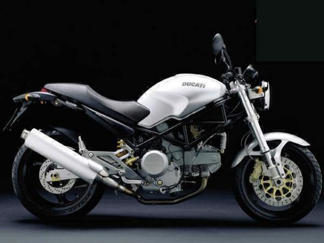 Ducati M800 03